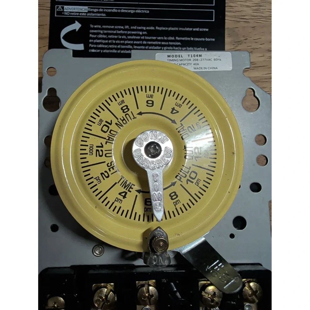 Intermatic 24-Hour 208-277V Mechanical Time Switch | T104M